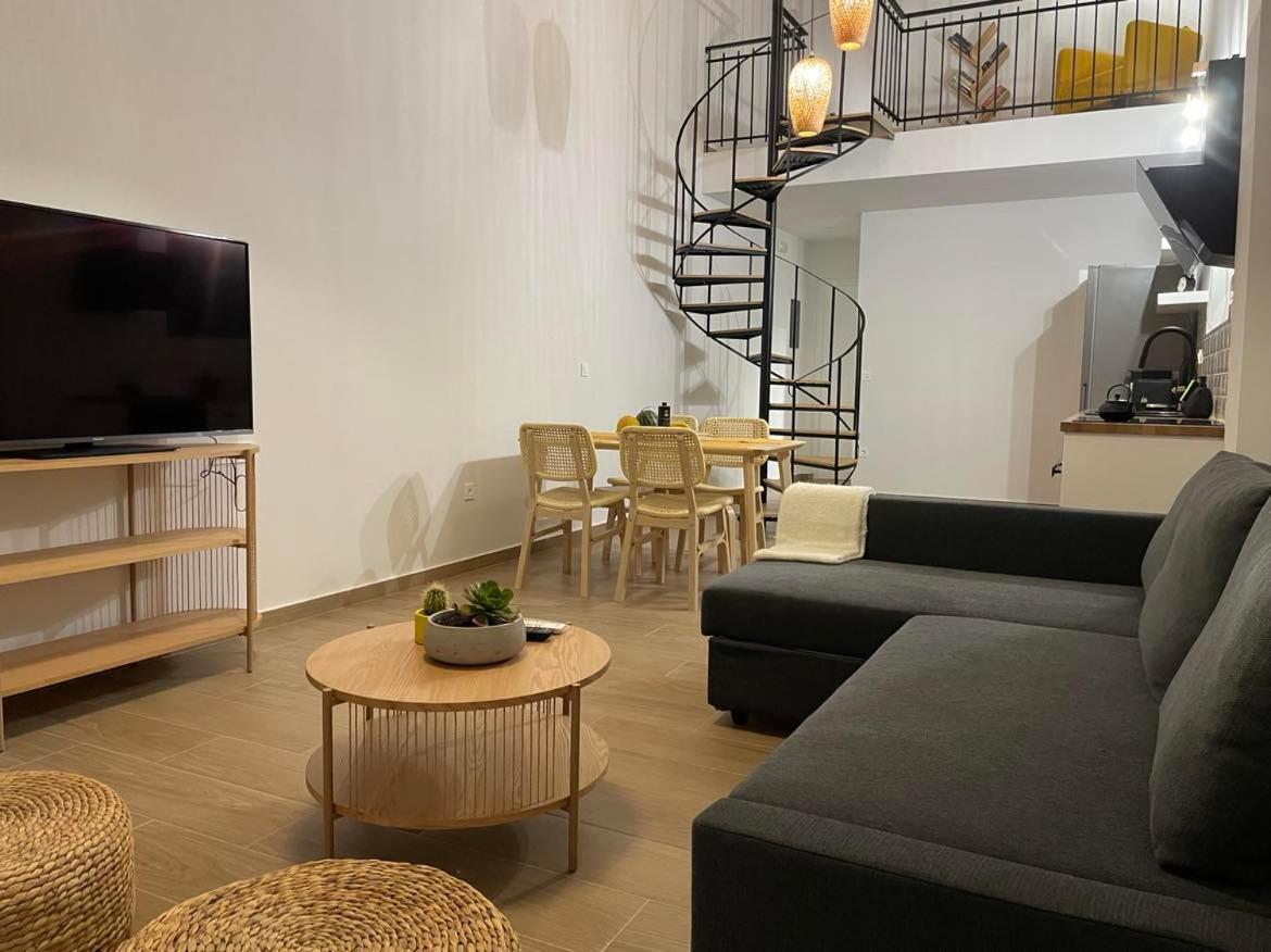 Central City Loft By Nek Ханья Экстерьер фото